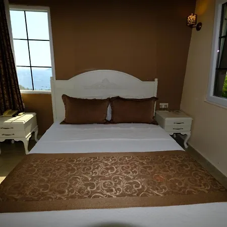 Hotel Enda Boutique 3*