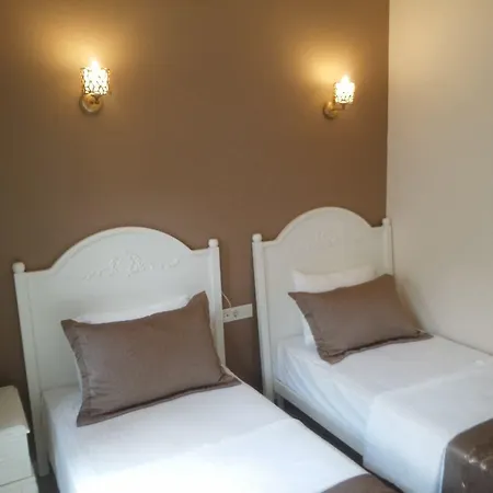 Enda Boutique Hotel 3*