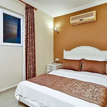 Hotel Enda Boutique 3*